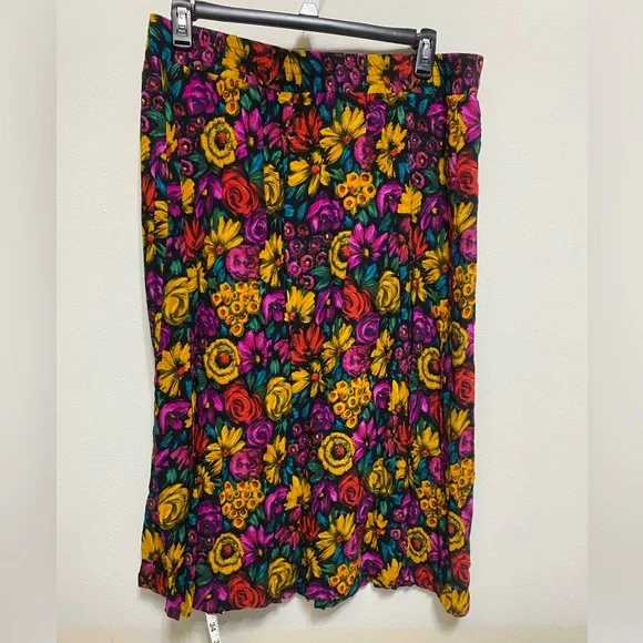 Maggie McNaughton floral print skirt size 22W - Picture 3 of 9